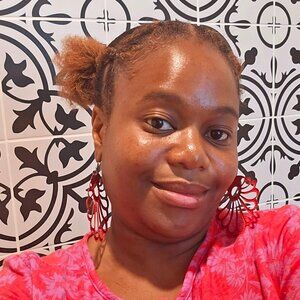 Meet your Posher, Shayla
